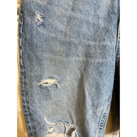 Zara Women's Distressed High Rise Bermuda Cut Off Denim Jean Shorts Blue Size 4 - Picture 2 of 8